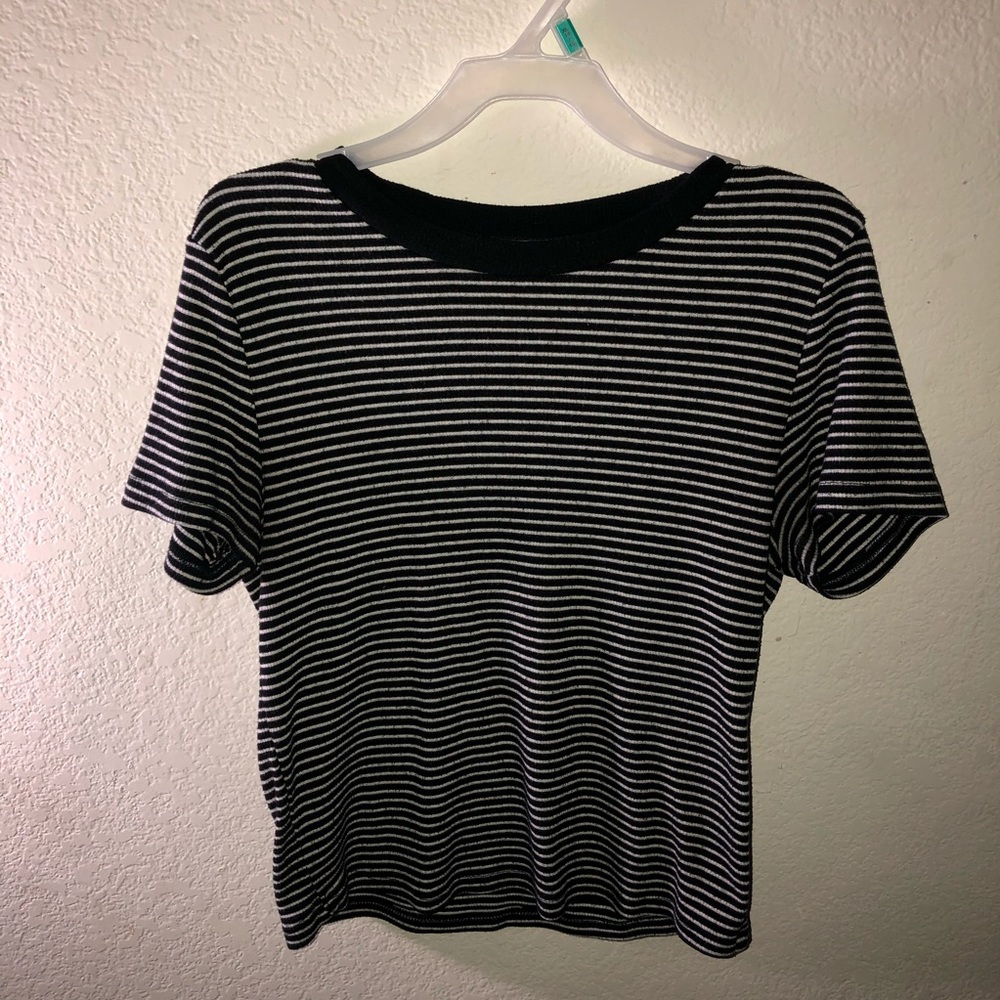 black & white crop top